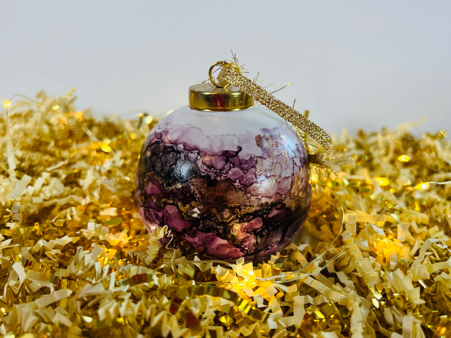 Porcelain alcohol ink ornament {Christmas Eve}