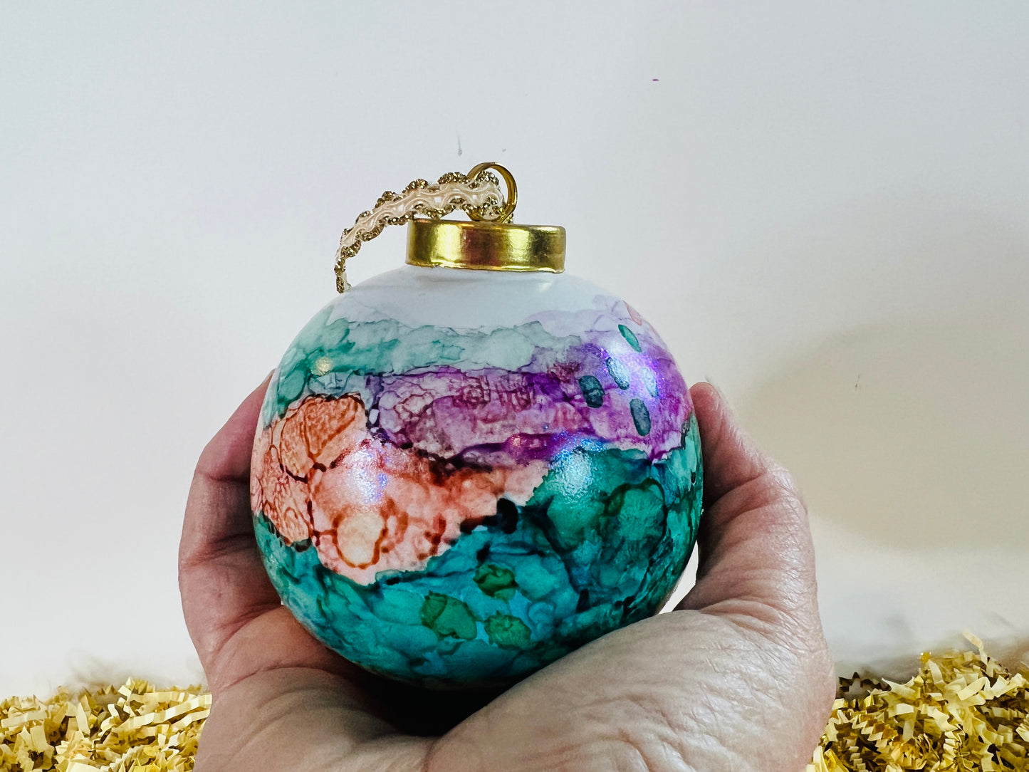 Porcelain alcohol ink ornament {Christmas Spirit}