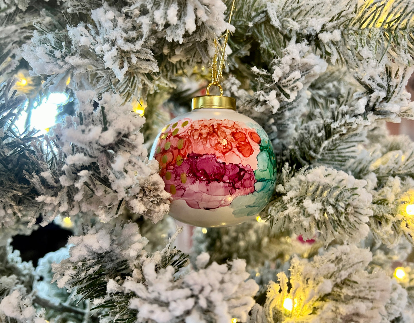 Porcelain alcohol ink ornament {Christmas Carol}