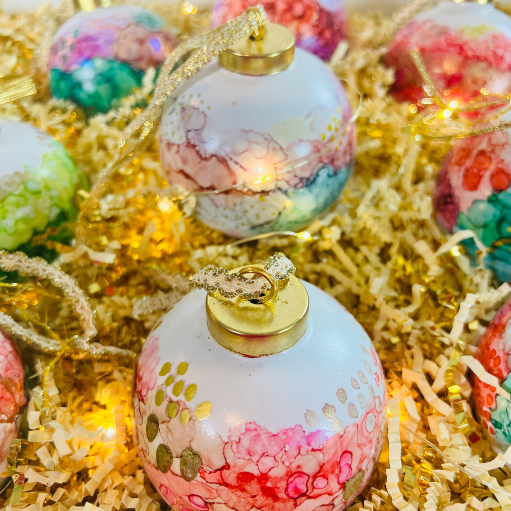 Holiday Ornaments collection