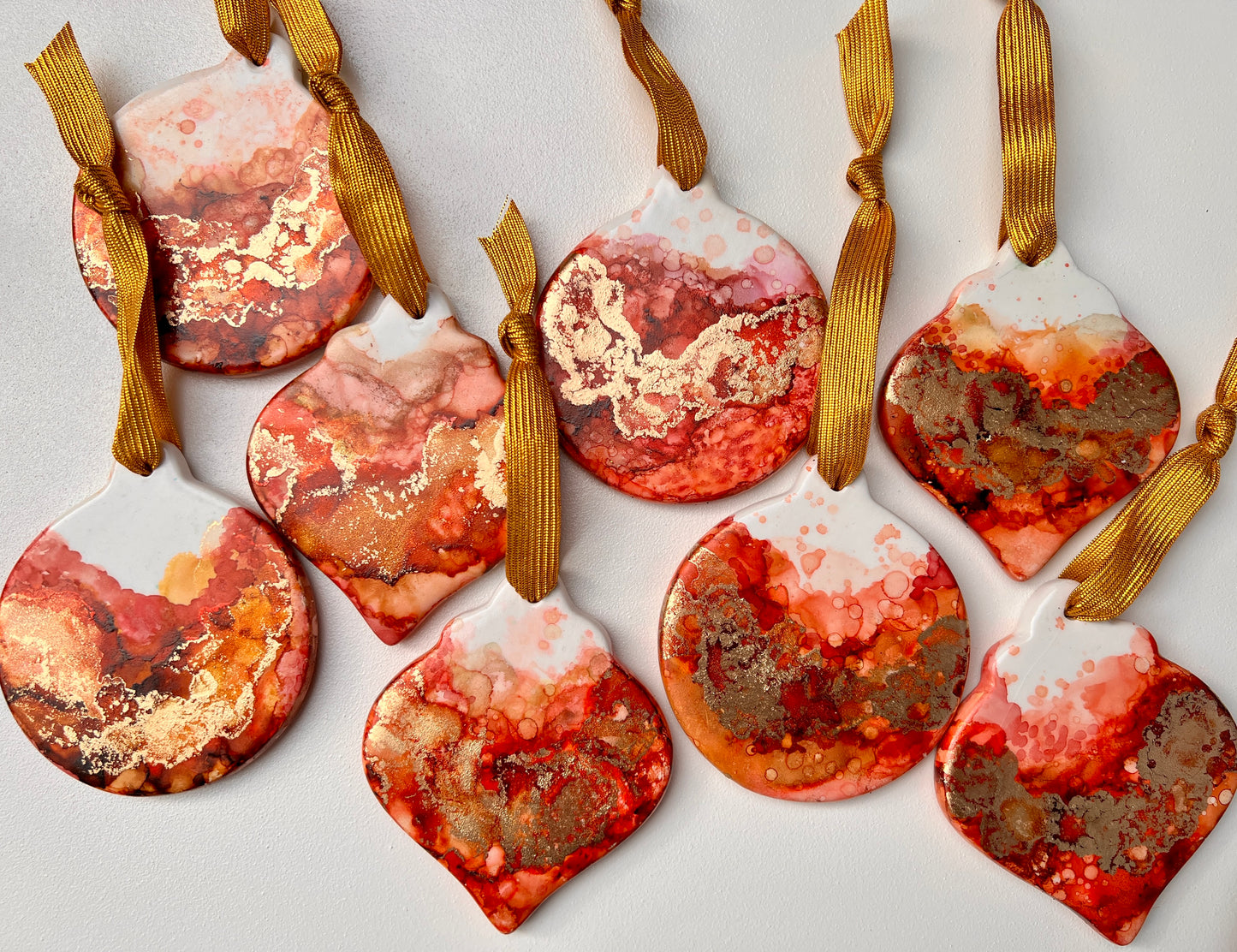 carmel apple cider holiday ornament