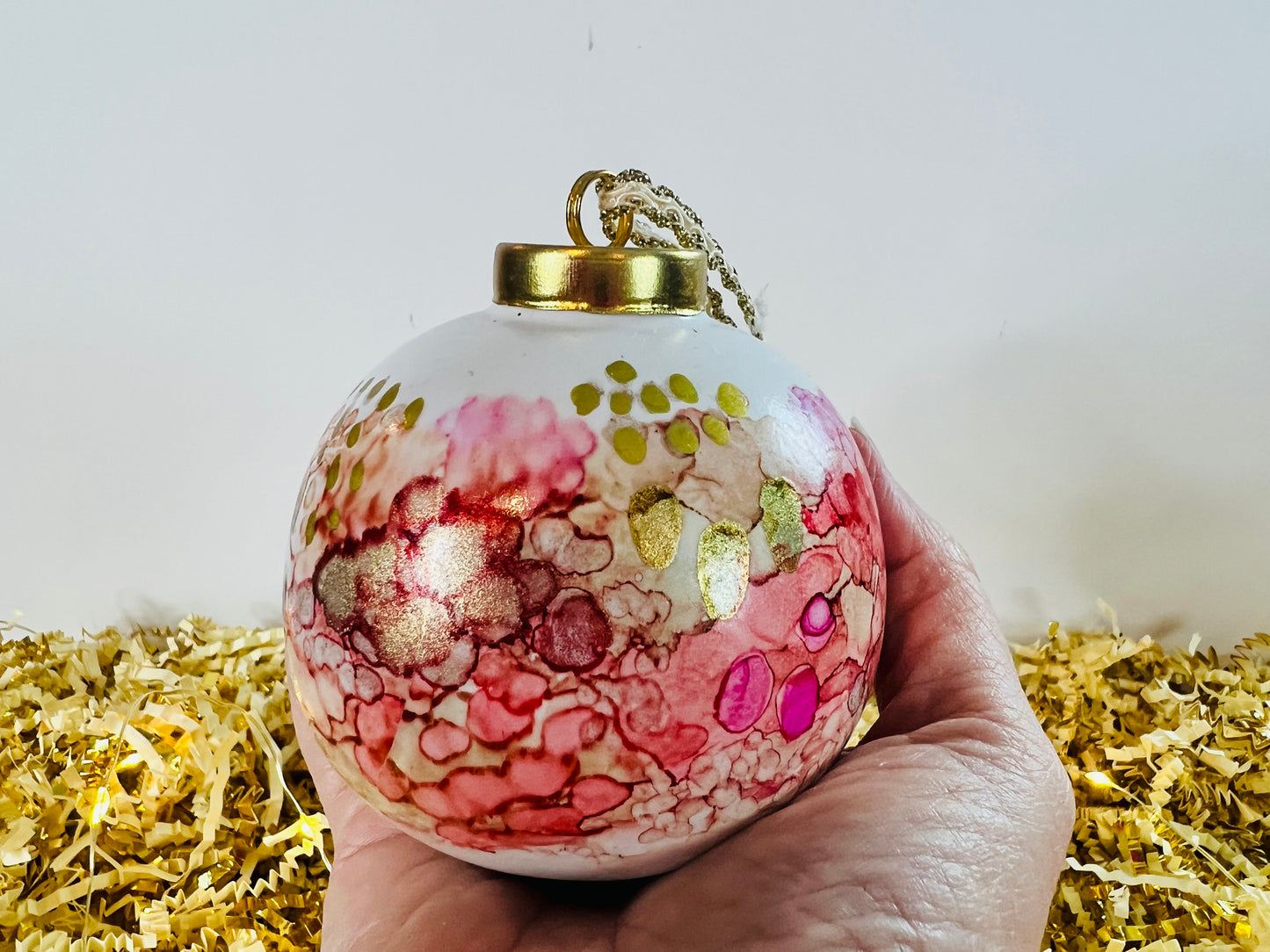 Porcelain alcohol ink ornament {Holly Jolly}