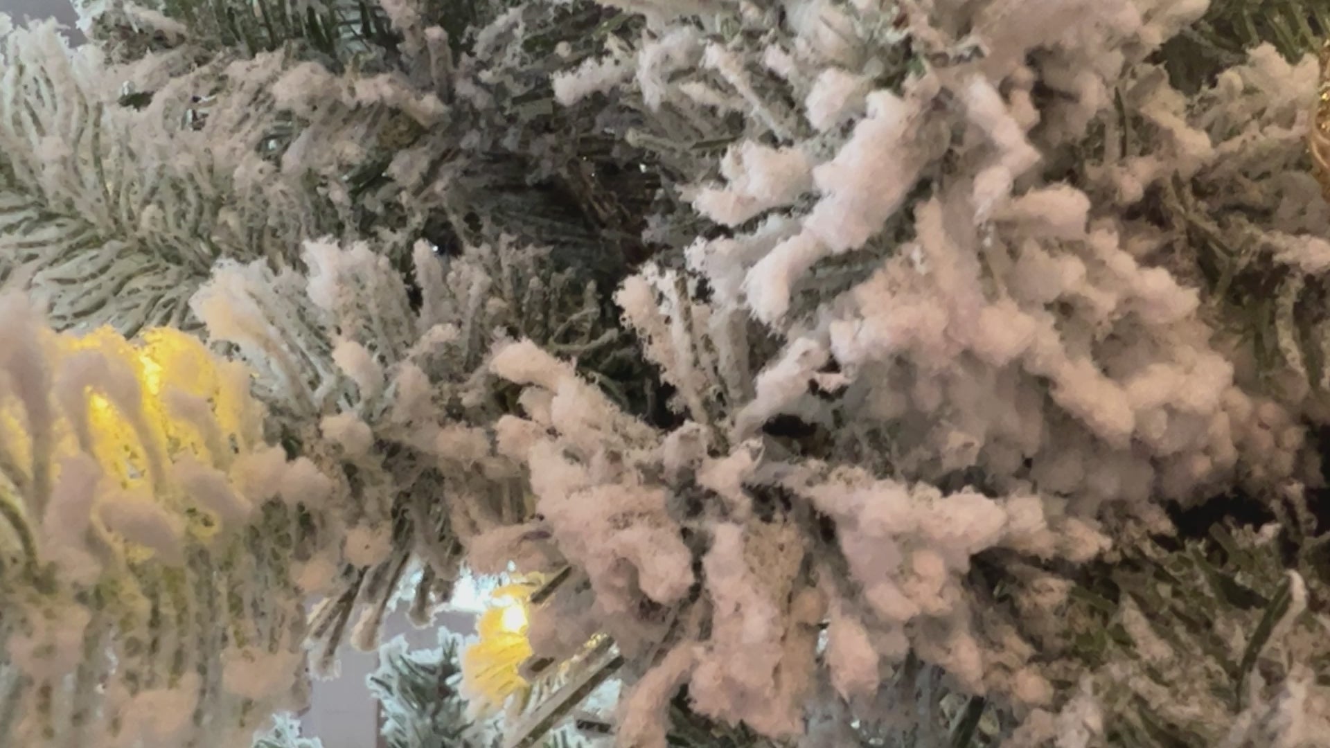 Porcelain alcohol ink ornament {Holly Jolly}