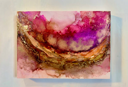 Cat Redmond Art – Inner Reflection | original thoughtful alcohol ink creation | modern abstract mindfulness-inspired painting | hand-painted introspective fluid composition