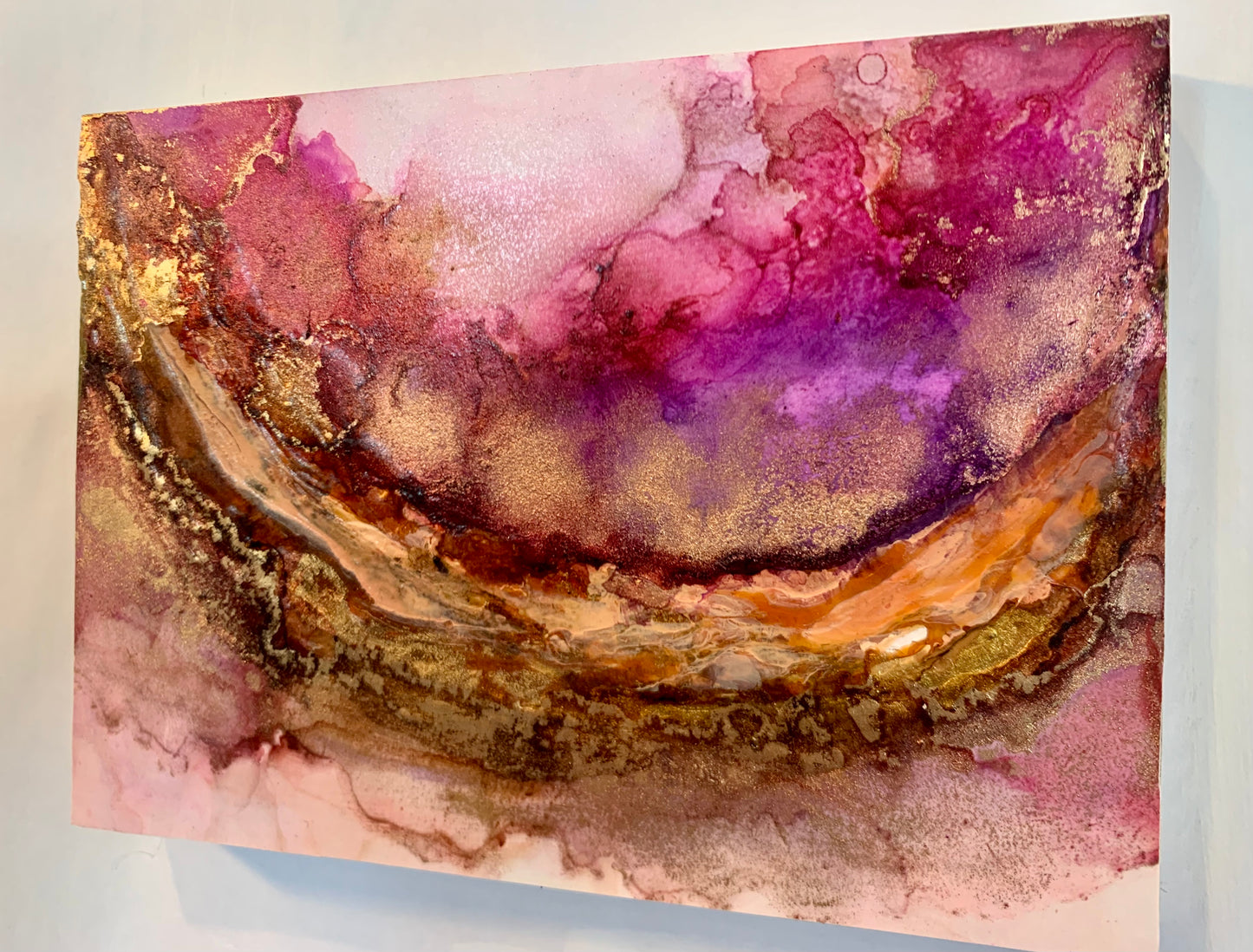 cat redmond art – inner reflection | original thoughtful alcohol ink creation | modern abstract mindfulness-inspired painting | hand-painted introspective fluid composition