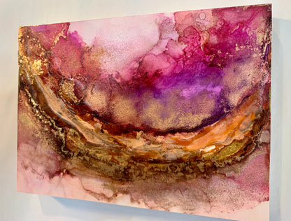 Cat Redmond Art – Inner Reflection | original thoughtful alcohol ink creation | modern abstract mindfulness-inspired painting | hand-painted introspective fluid composition